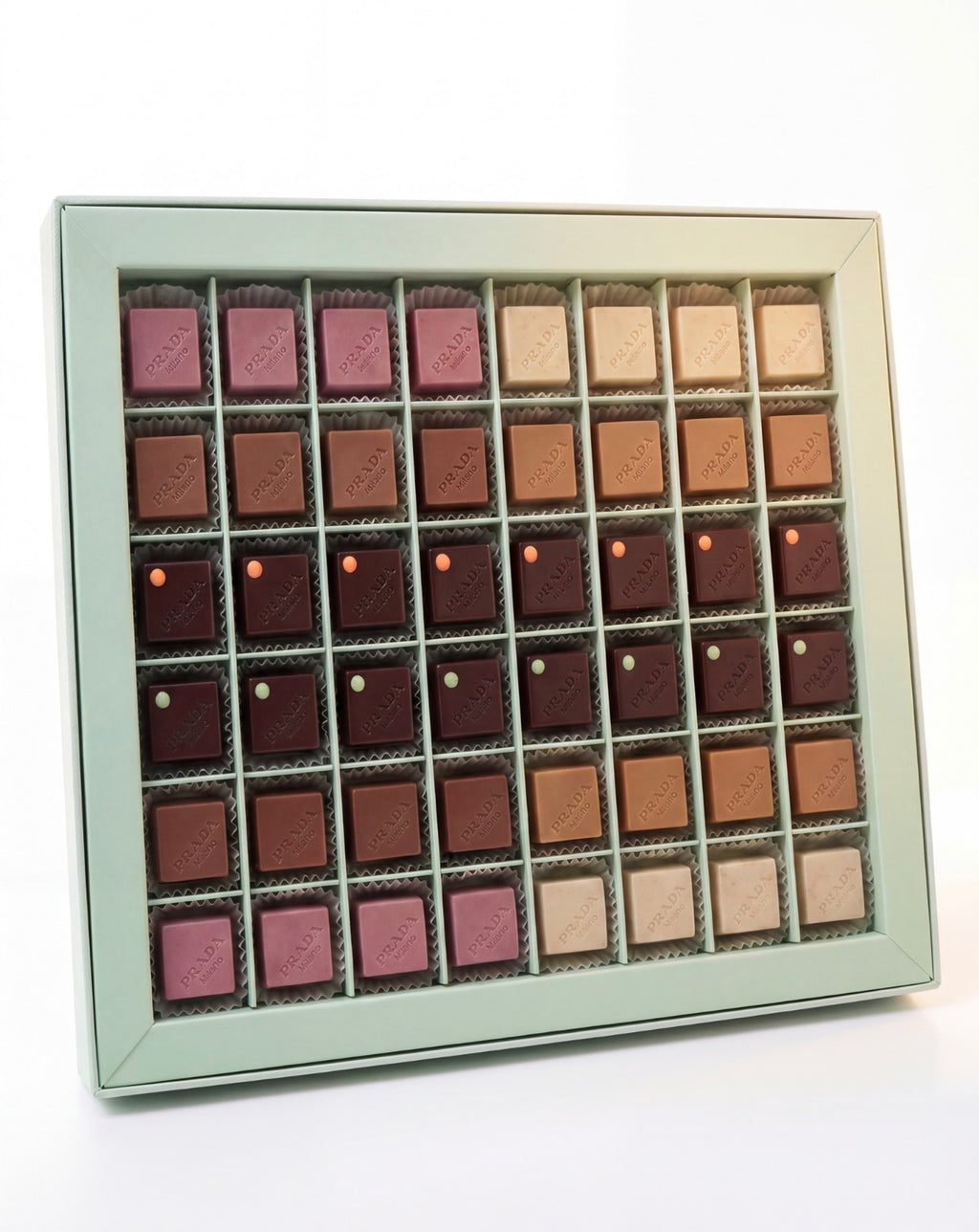 صندوق كريميني مشكّل - 48 قطعة
Assorted Cremini Box - 48 Pieces