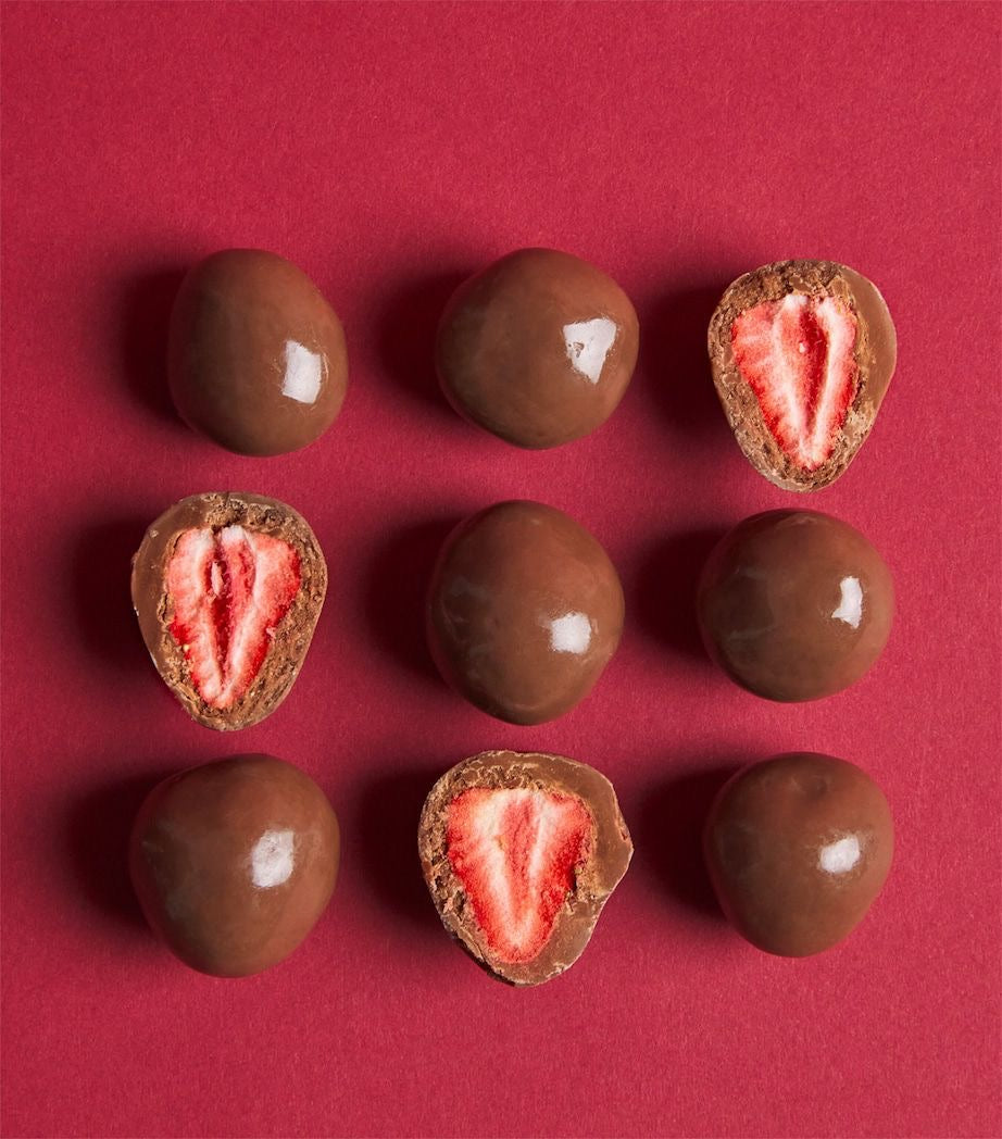 فراولة بشوكولاتة الحليب (230 جرام)
Milk Chocolate Strawberries (230g)