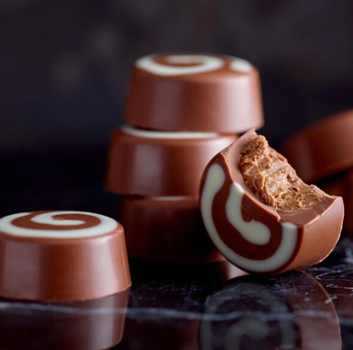 شوكولاتة برالين البندق-Praline Chocolate Selector