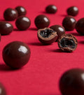 كرز بالشوكولاتة الداكنة (325 جرام)
Dark Chocolate Cherries (325g)