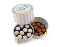 ترافل ملح البحر بالكراميل بشوكولاتة الحليب والداكنة-‏Milk and Dark Sea Salt Caramel Chocolate Truffles